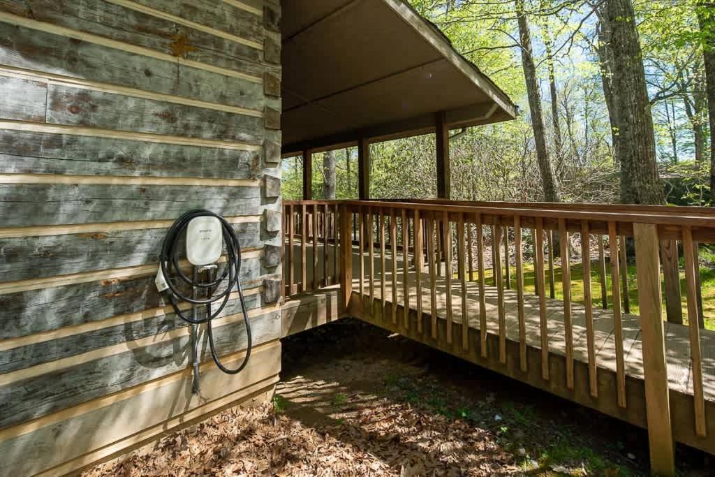 Cozy 'Grey Fox' Cabin Between Boone & Blowing Rock Buitenkant foto