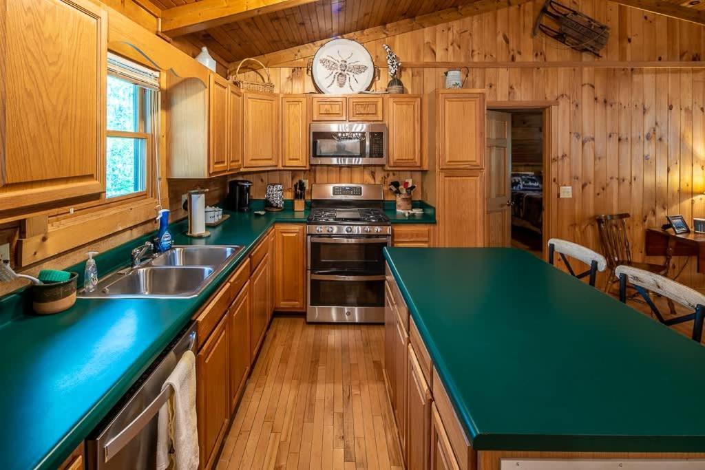 Cozy 'Grey Fox' Cabin Between Boone & Blowing Rock Buitenkant foto