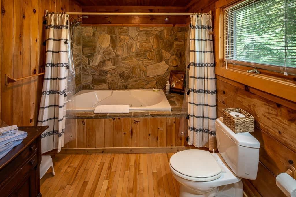 Cozy 'Grey Fox' Cabin Between Boone & Blowing Rock Buitenkant foto