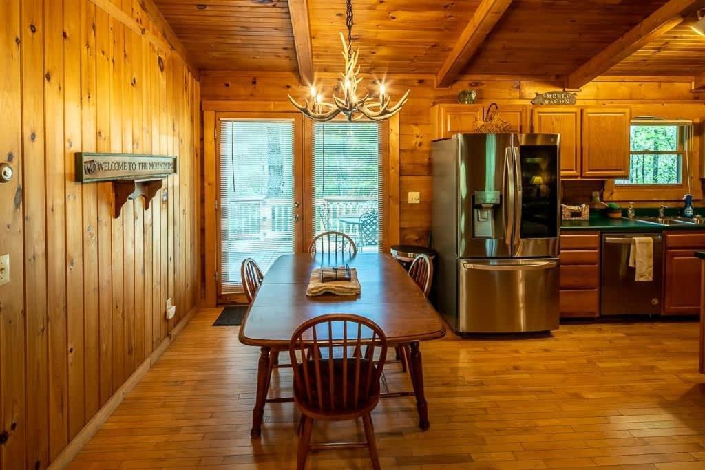 Cozy 'Grey Fox' Cabin Between Boone & Blowing Rock Buitenkant foto