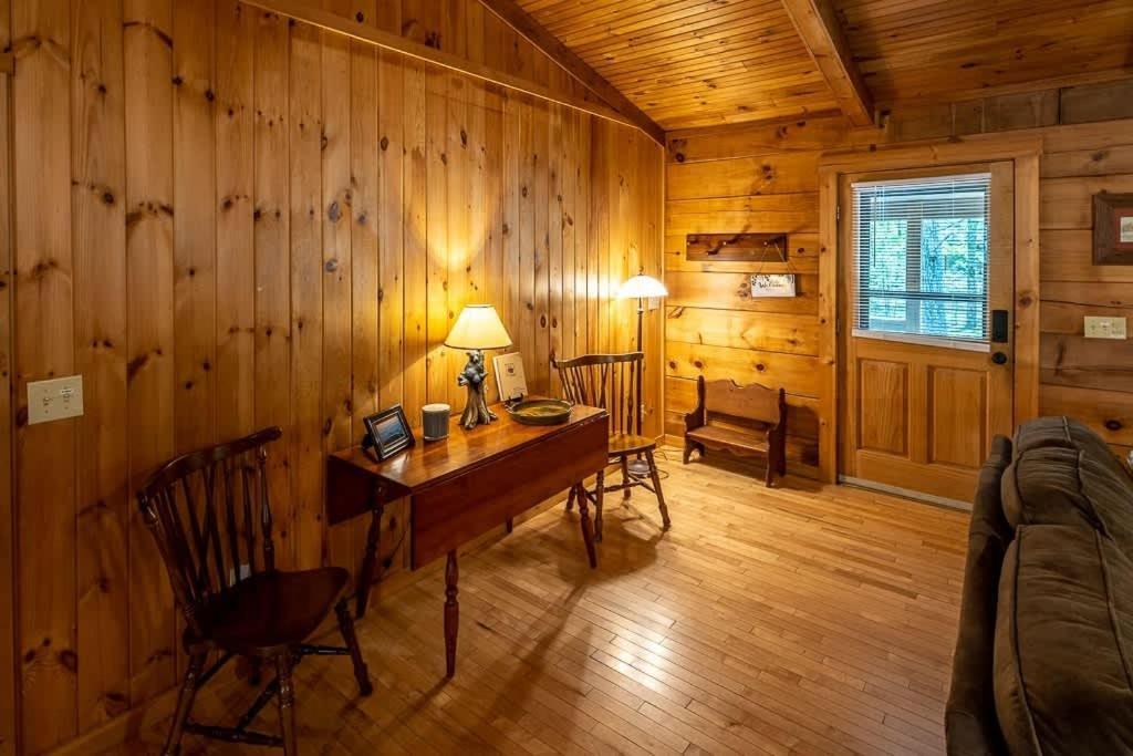 Cozy 'Grey Fox' Cabin Between Boone & Blowing Rock Buitenkant foto